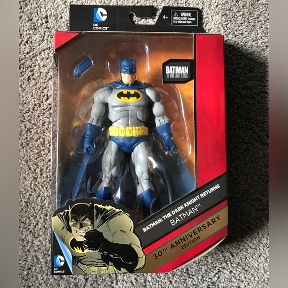 Batman: The Dark Knight Returns 30th Anniversary Edition main image 0
